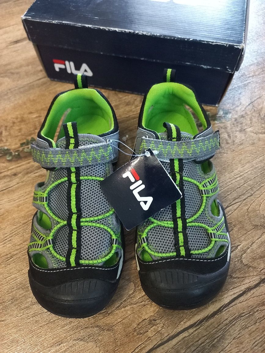 Сандалі кросівки Fila 33р в см 19.5