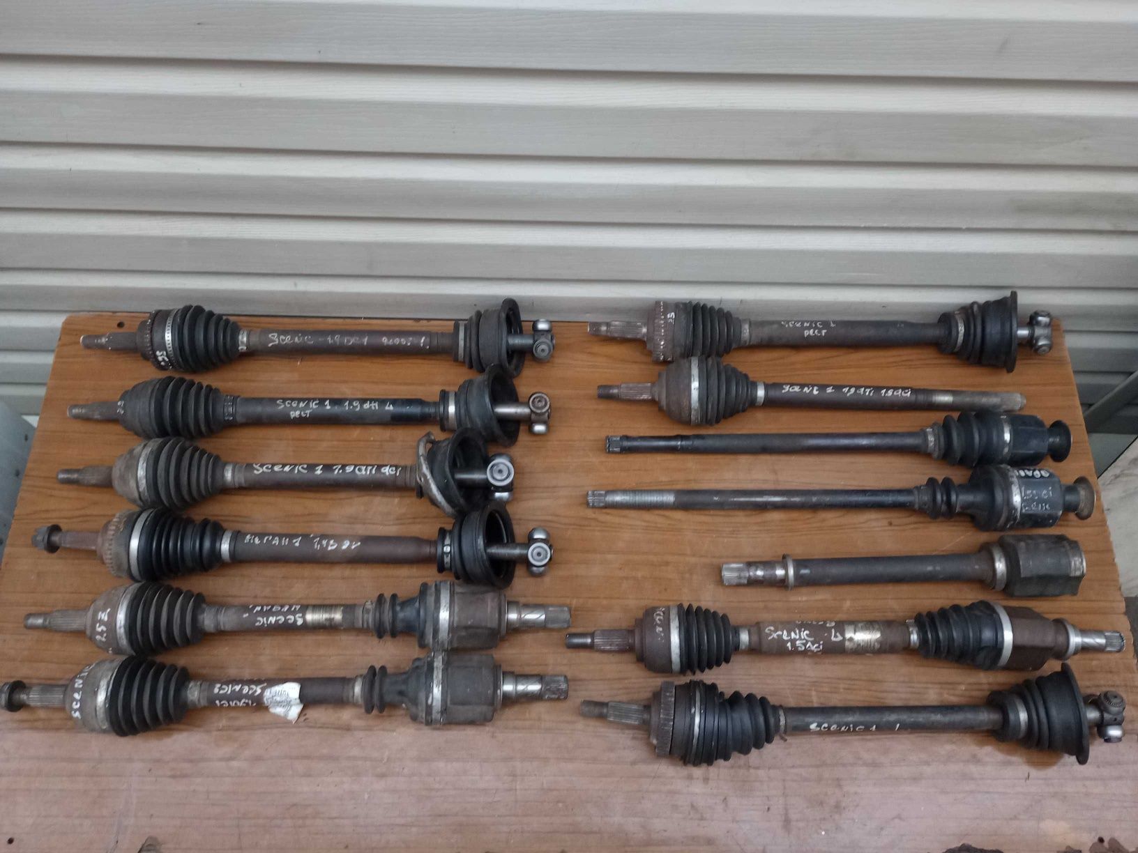 Піввісь Renault Kangoo/Grand/Scenic 1-2/Megane 2/Clio/Simbol
