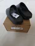 Klapki adidas Yeezy Slide rozmiar 42 czarne