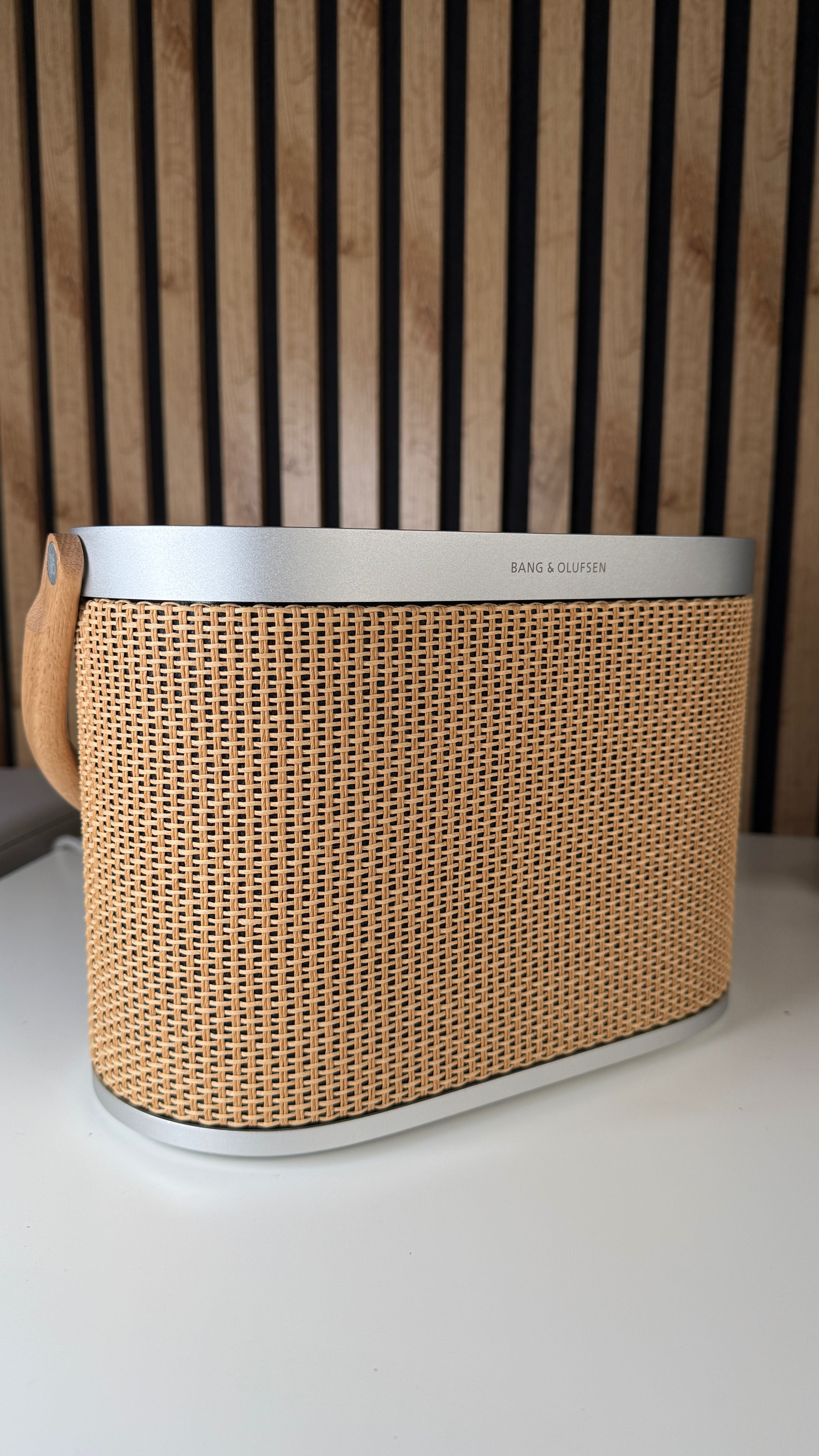 Głośnik mobilny BANG & OLUFSEN Beosound A5 Beżowy