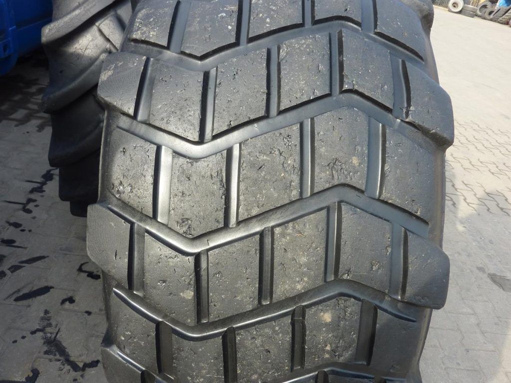 Opona używana rolnicza 24R20.5 MICHELIN XS 2000zł W3824