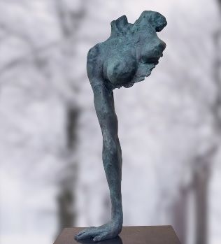 Rzeźba współczesna Galeryjna z brązu "Biust Afrodyty"