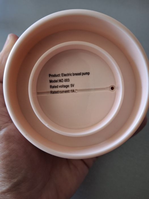 Молоковідсмоктувач електричний + міні набір в пологовий