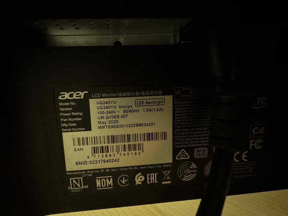 Monitor Acer Nitro VG240YUBMIIPX 23.8” IPS 75 Hz 2560x1440