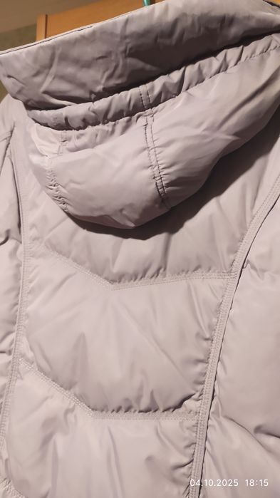 Пуховик жіночий ''Flesh geo''.Розмір-48.