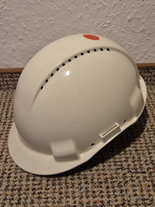 Nowy kask budowlany ochronny 3M G3000