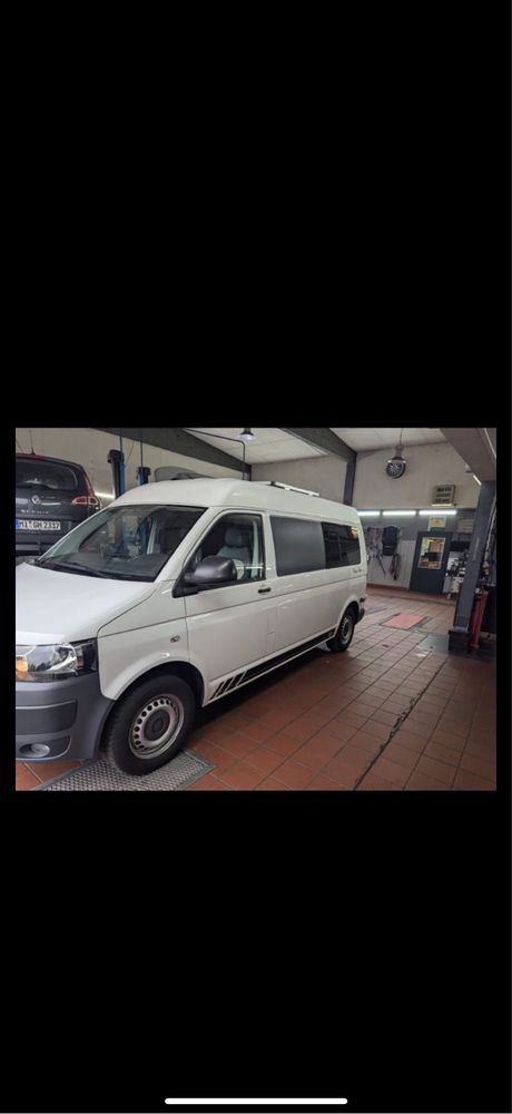 Volkswagen T5 2L Kamper