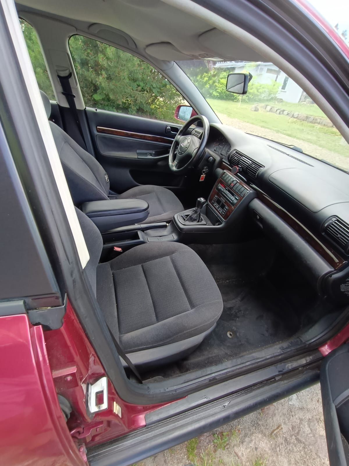 Audi A4 2.6V6, ocynk, stan kolekcjonerski, hak, klimatronik!!