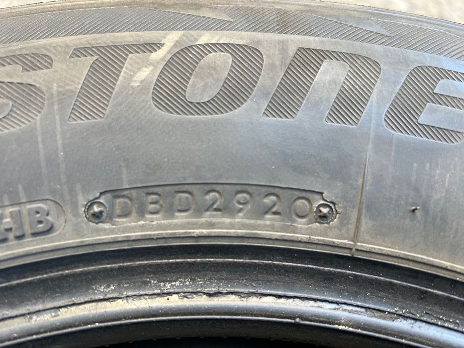 Шини зимові Bridgstone Blizzak DM-V2 215-65-16 4шт. Japan