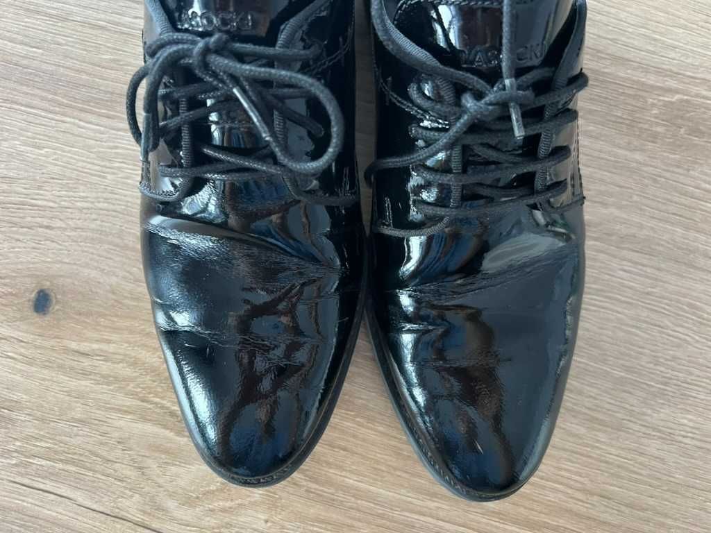 Męskie lakierowane czarne buty rozmiar 37
