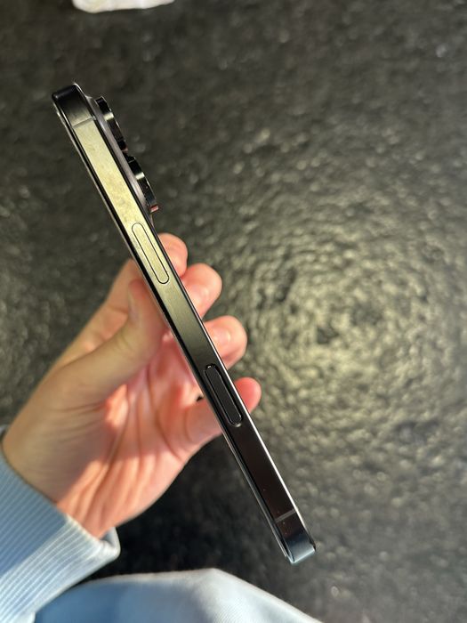 Iphone 16 pro z gwarancją