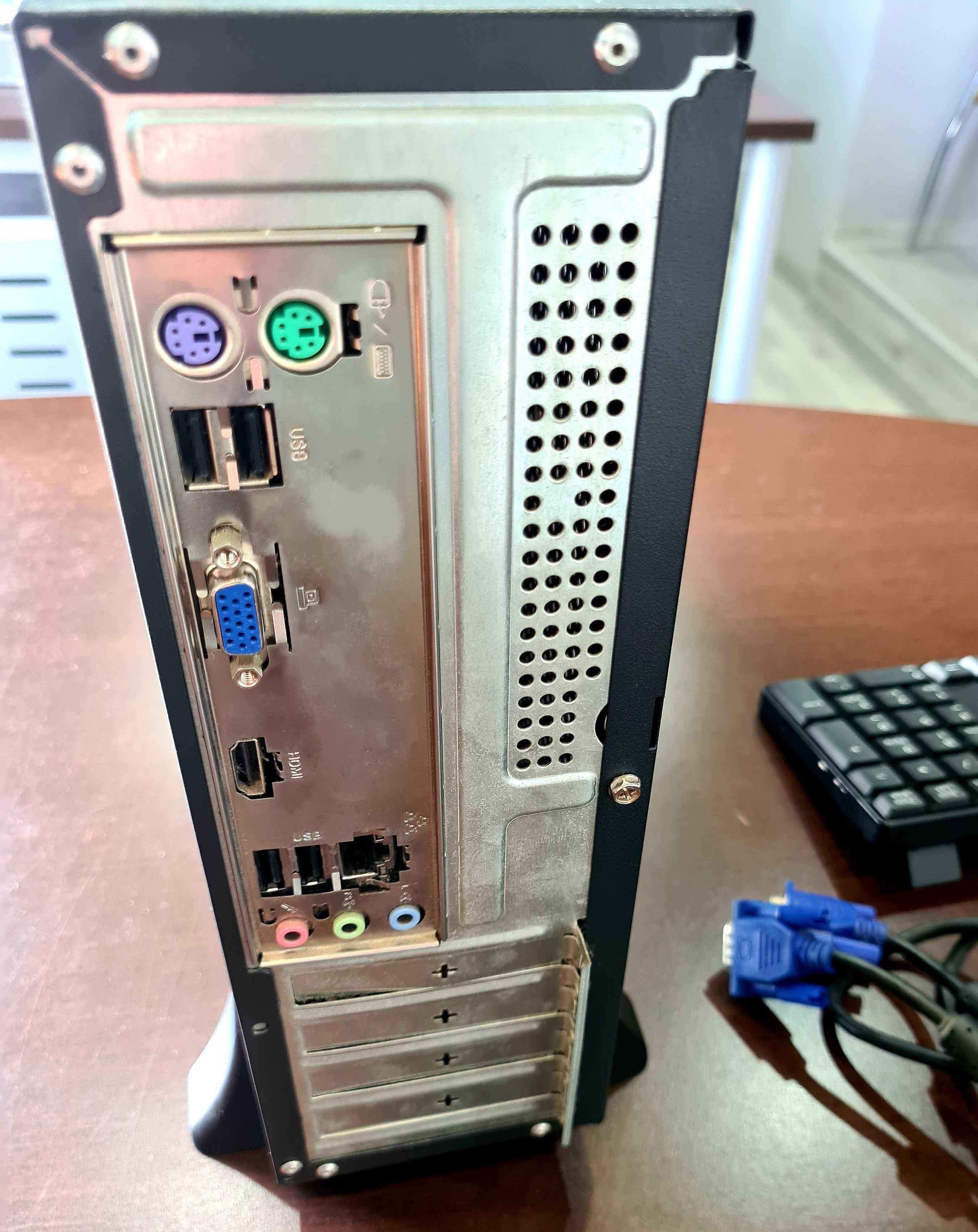 Komputer stacjonarny Win10 Home SSD