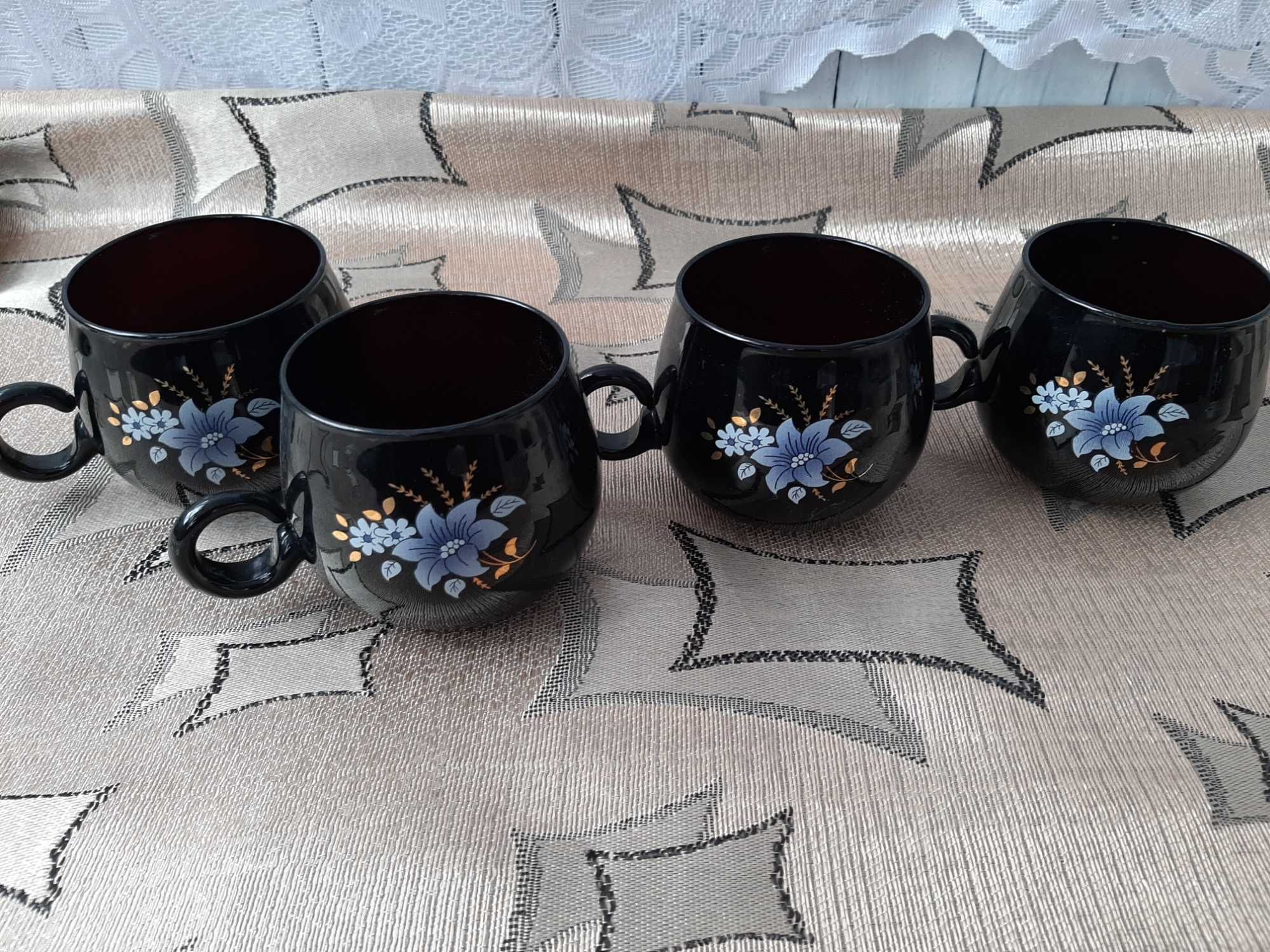 4 чайно-кофейные чашки