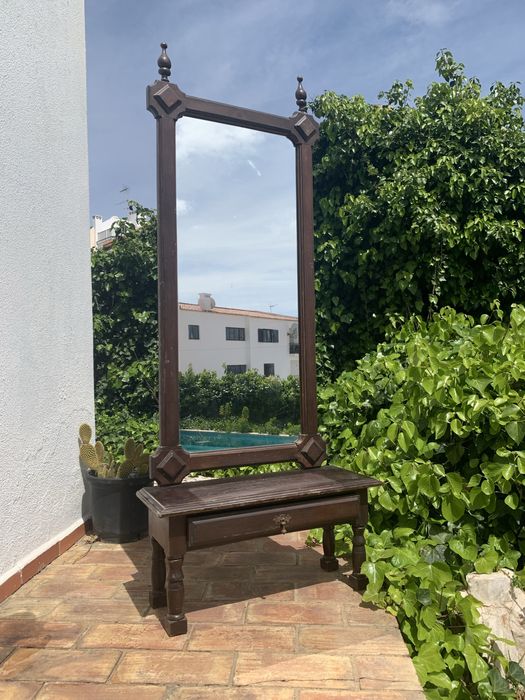 Conjunto Penteadeira/ Toucador/Comoda c/espelho e 2 mesas de cabeceira