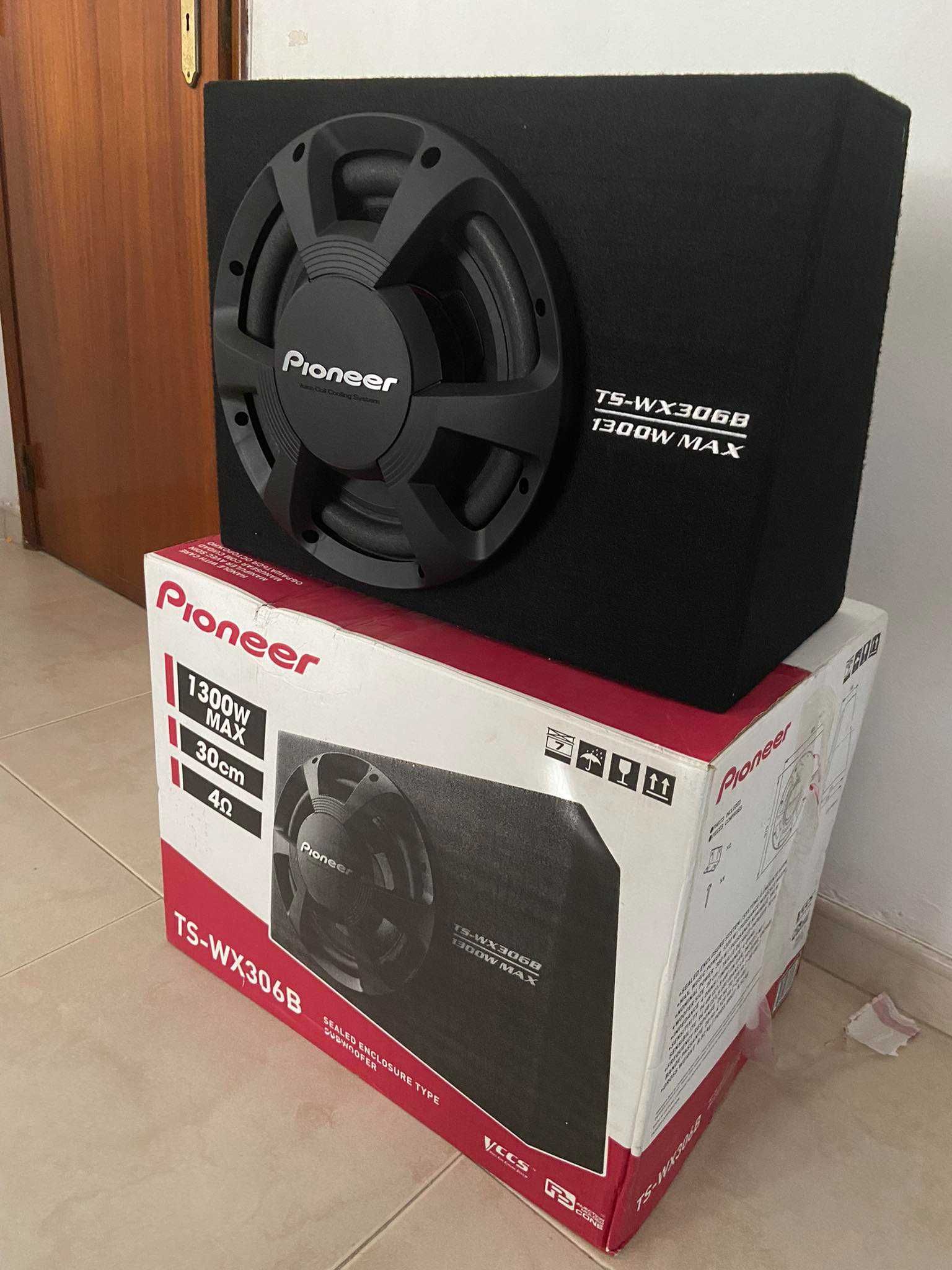 Pacote som para carros - Subwoofer e amplificadores