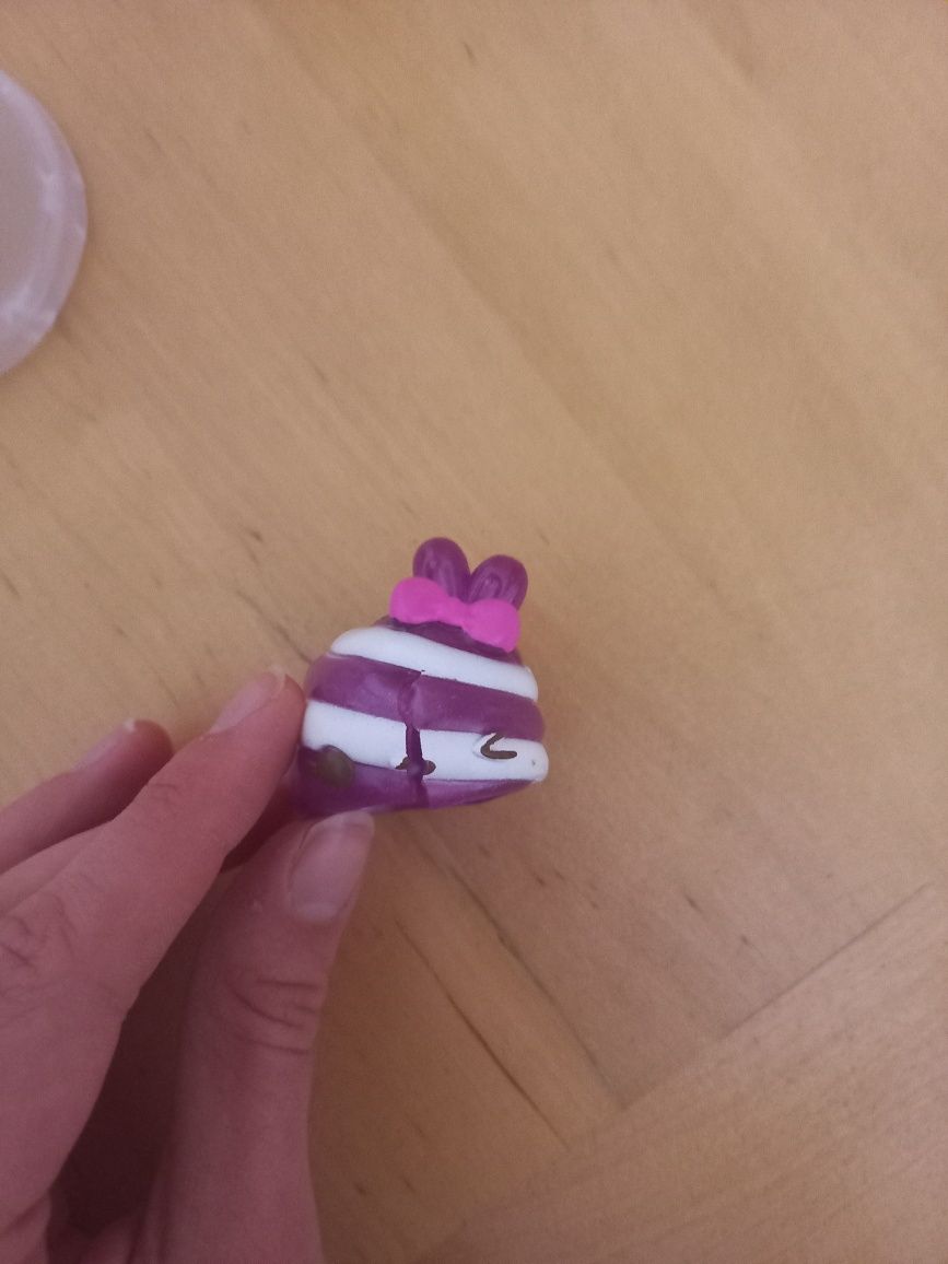 num noms nakładki