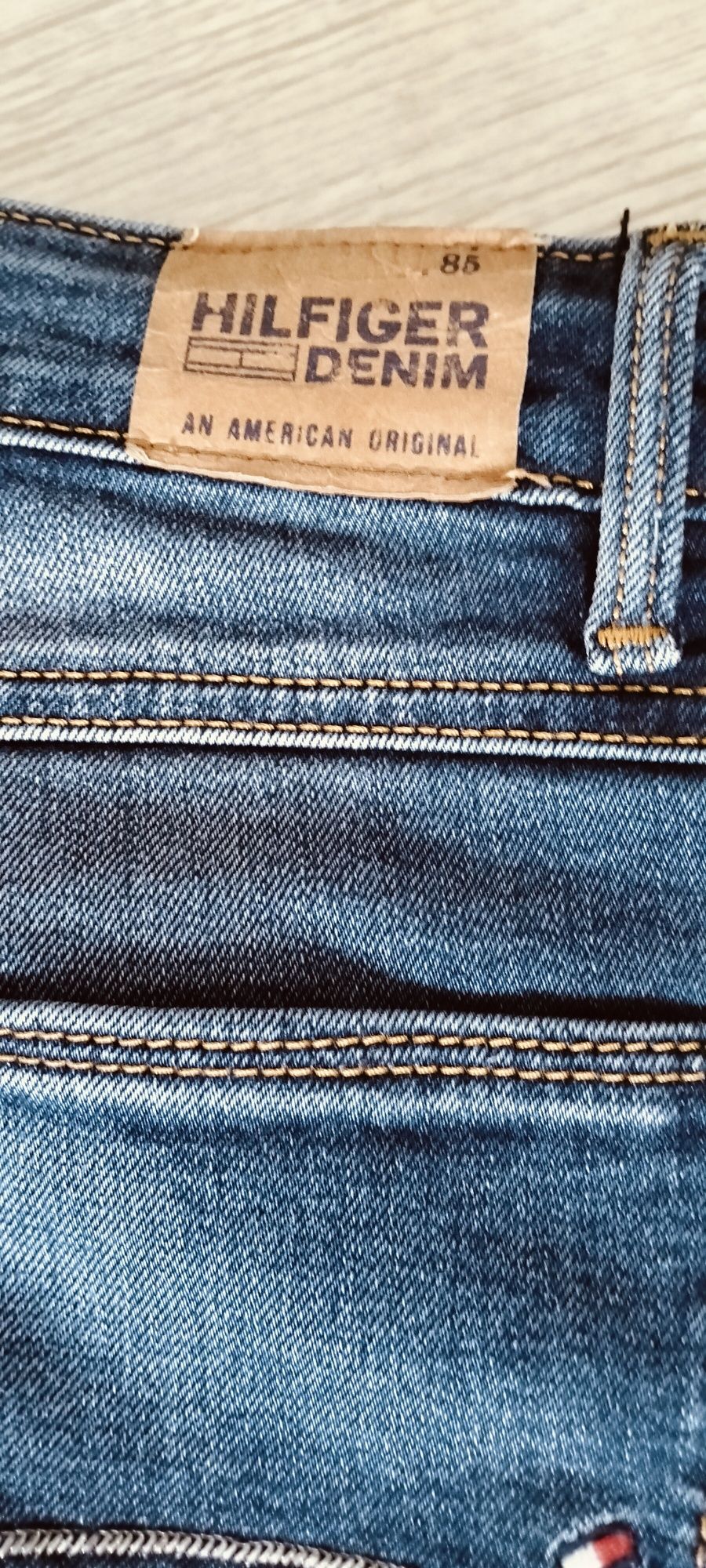Spodnie jeansowe Tommy Hilfiger