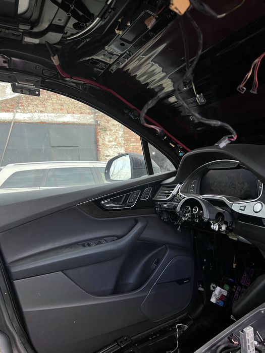 Audi q74m audi ку7 крило ауді q8 shs dsbd sku ауді