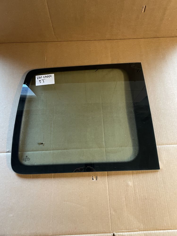 Szyba karoseryjna prawa lewa VW Caddy 04-15rwysyłka