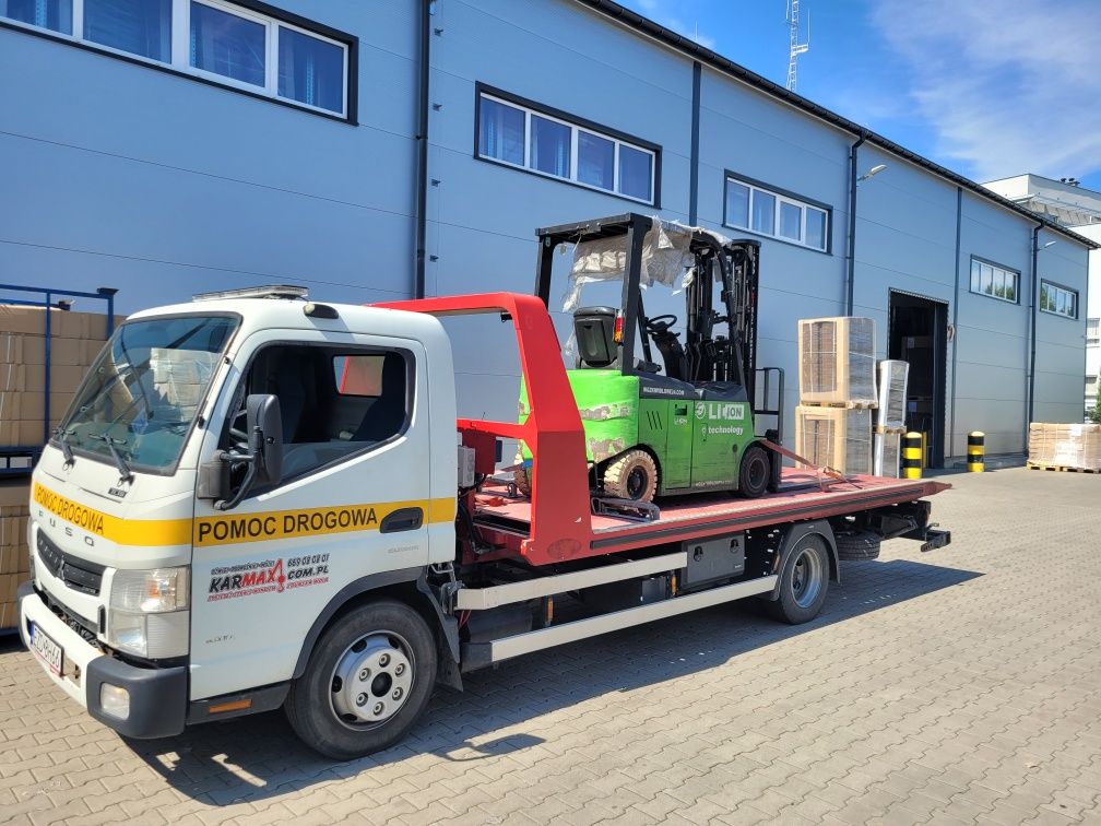Transport autolaweta pomocy drogowa holowanie S8