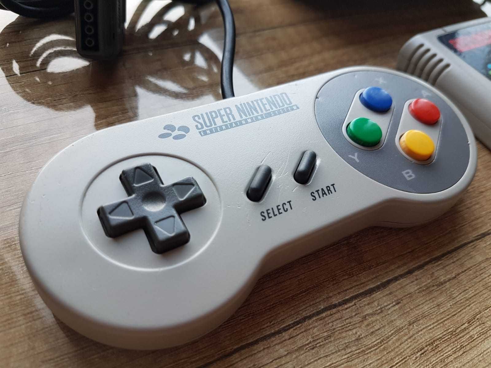 Zestaw Nintendo SNES Prezent Pady Kable Gra 100%