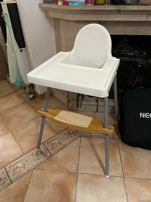 Cadeira de bebé para refeições