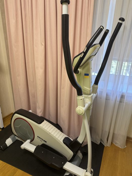 Продам тренажер орбітрек Kettler Rivo M