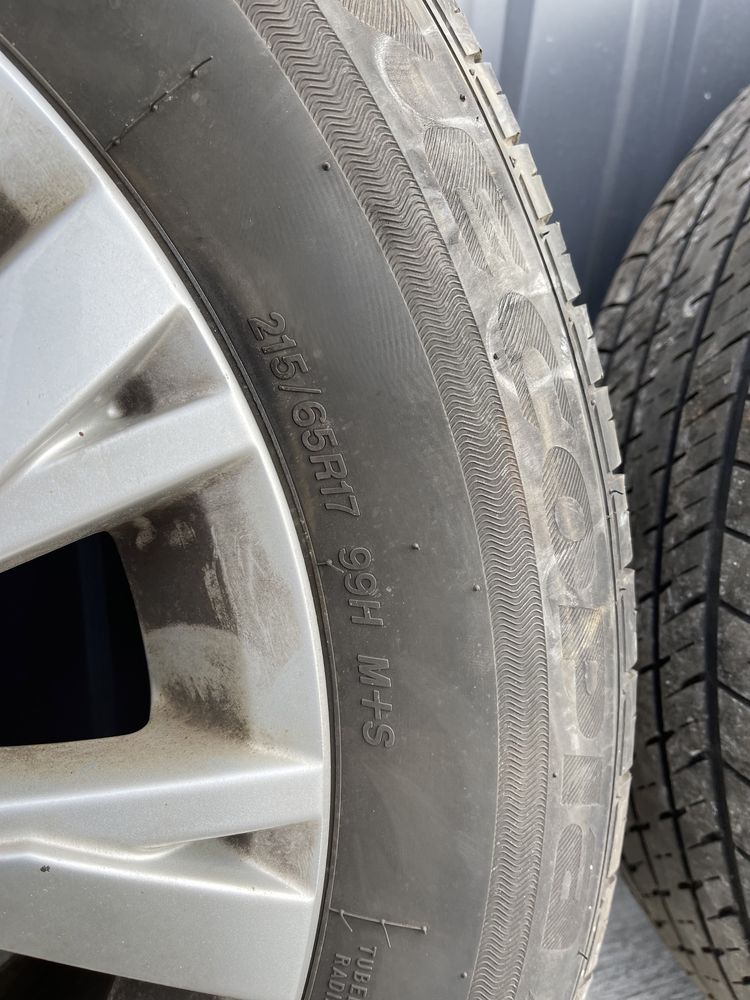 Диски в сборе с резиной 215/65r17 bridgestone,volkswagen