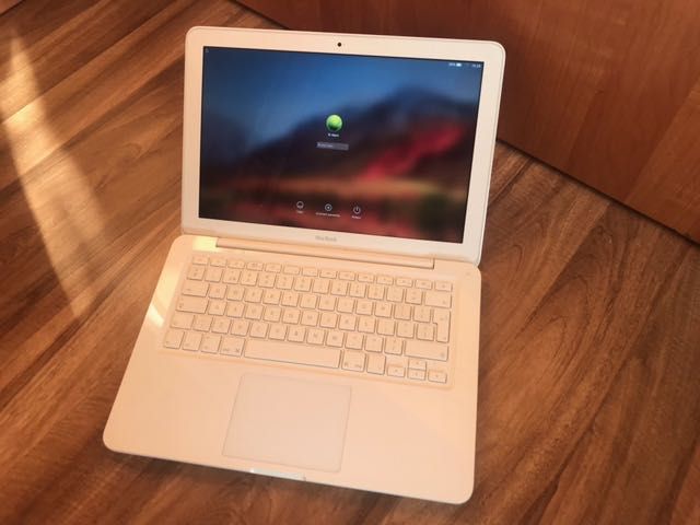 MacBook biały unibody laptop apple mac A1342 biały notebook white
