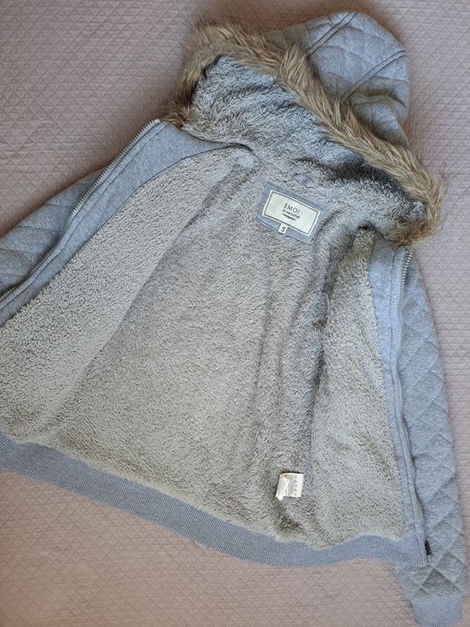 Blusão cinza de inverno