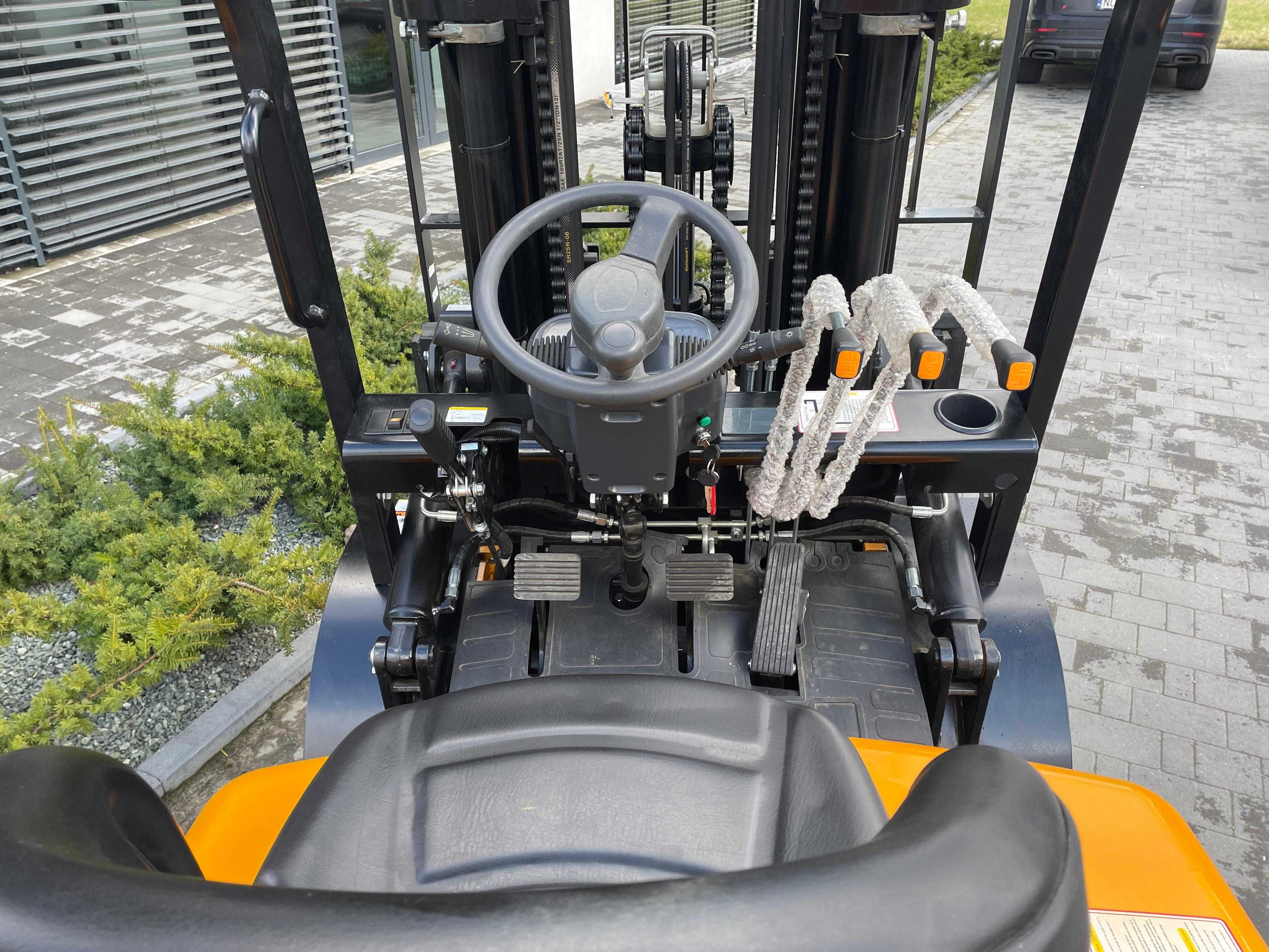 Nowy wózek widłowy 3T triplex 4.5m Gunter 3 lata gwarancji