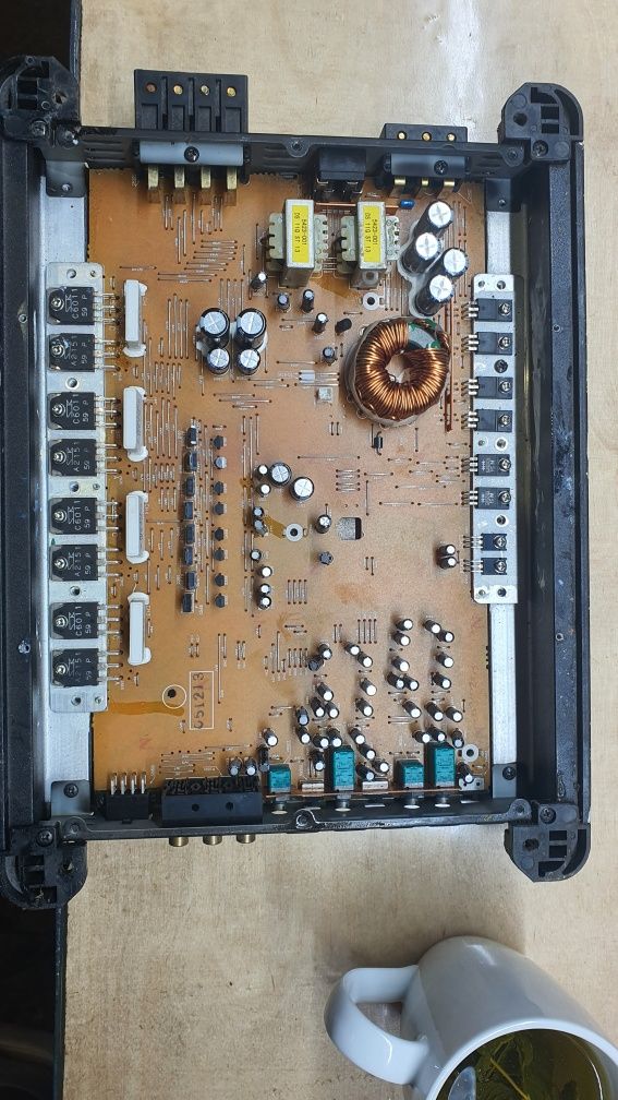 Wzmacniacz samochodowy Alpine MRP-f450 4kanały dla elektronika