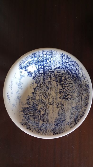 Grande Prato de Porcelana