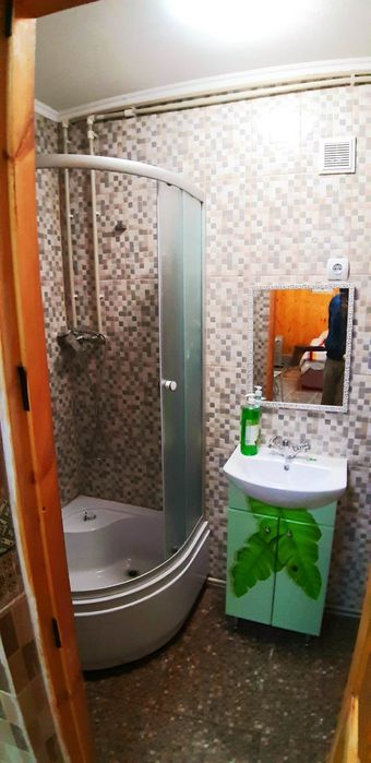 Зняти подобово Житомир   рай. житній ринок