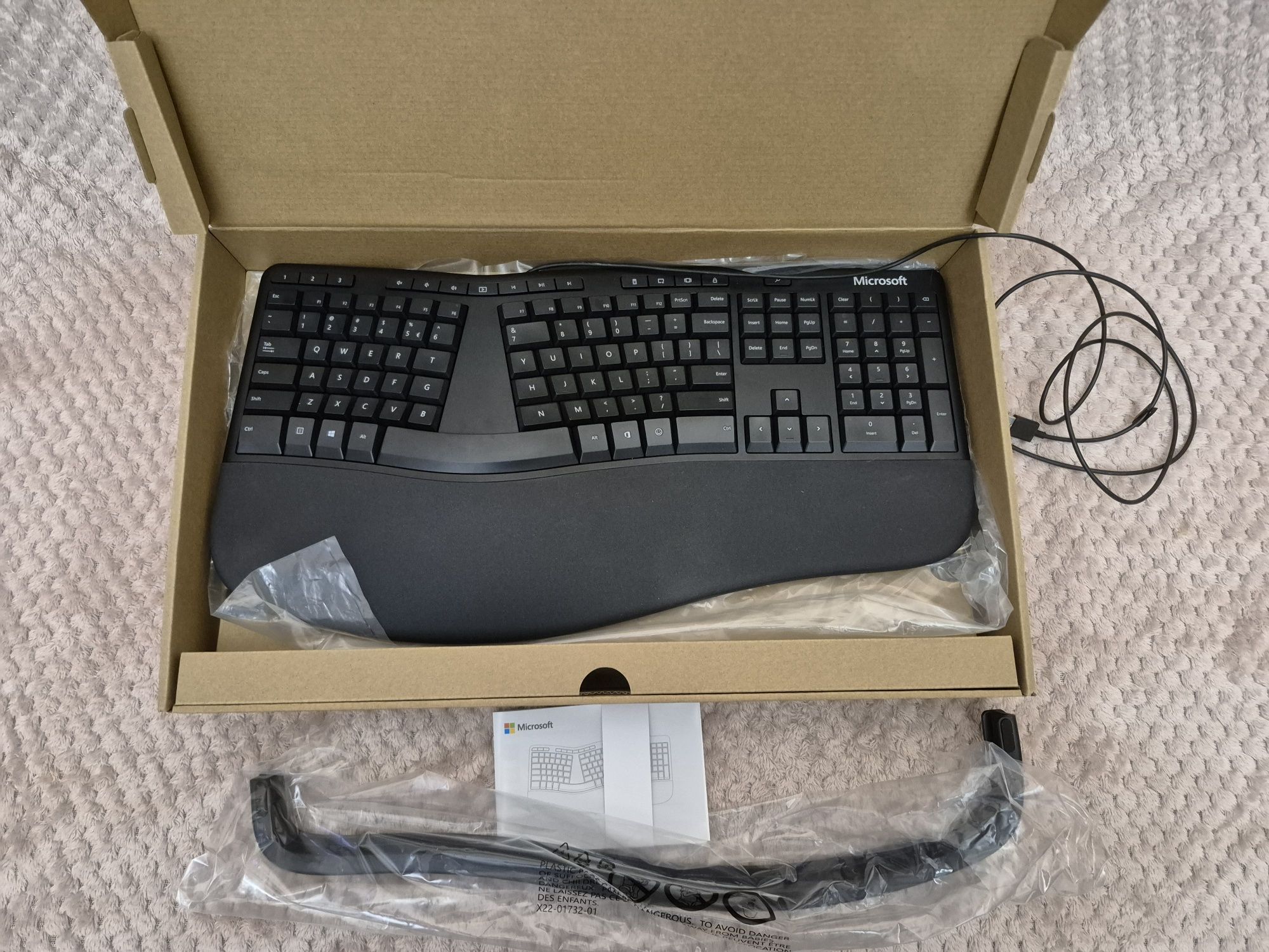 Клавіатура Microsoft Ergonomic LXN-00008 MODEL: 1878
