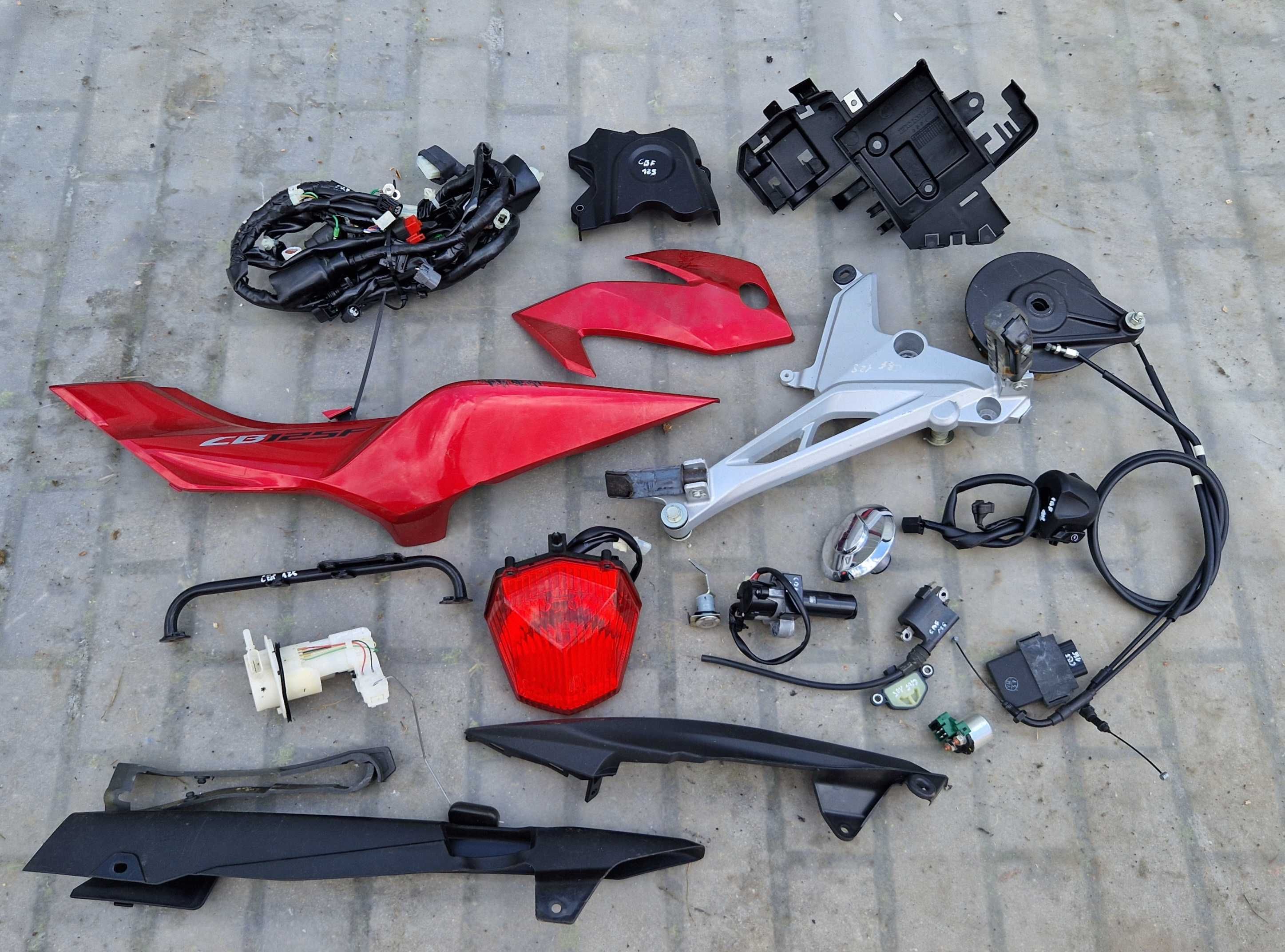 Honda CB 125 F CBF 125 wiązka pompa set lampa osłona przełącznik