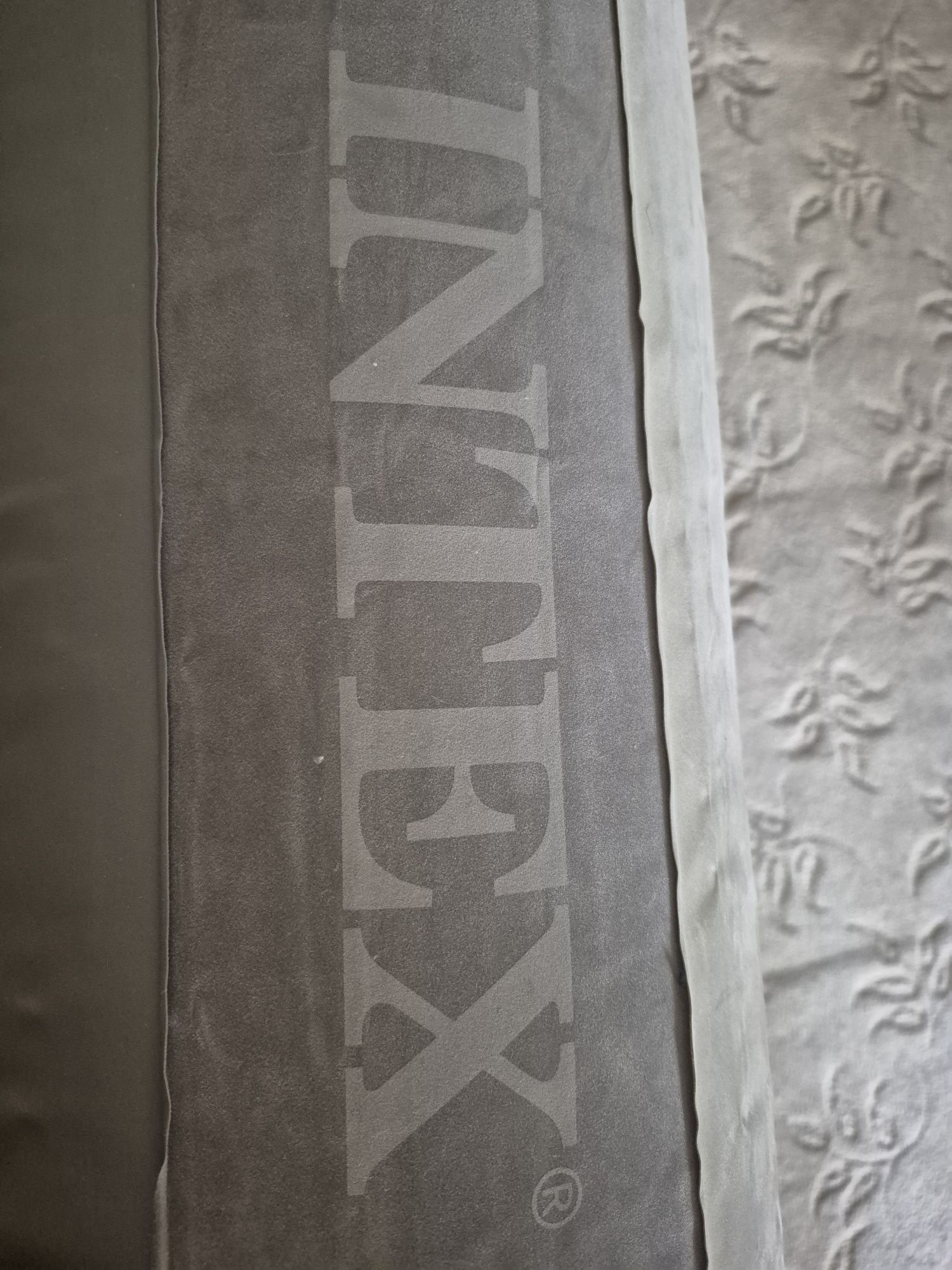 Materac 1-osobowy Intex
