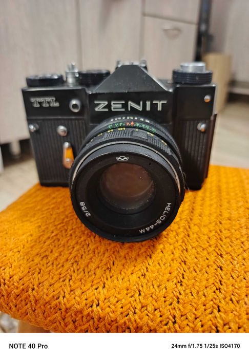 Sprzedam foto aparat.