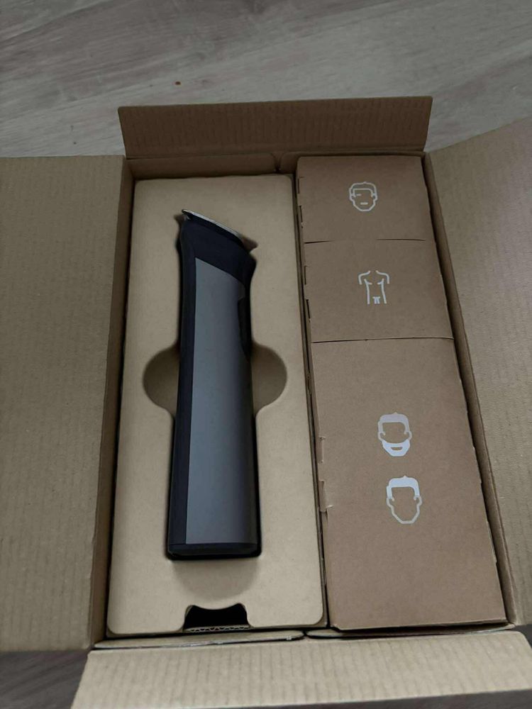 Philips Trymer Maszynka 13w1