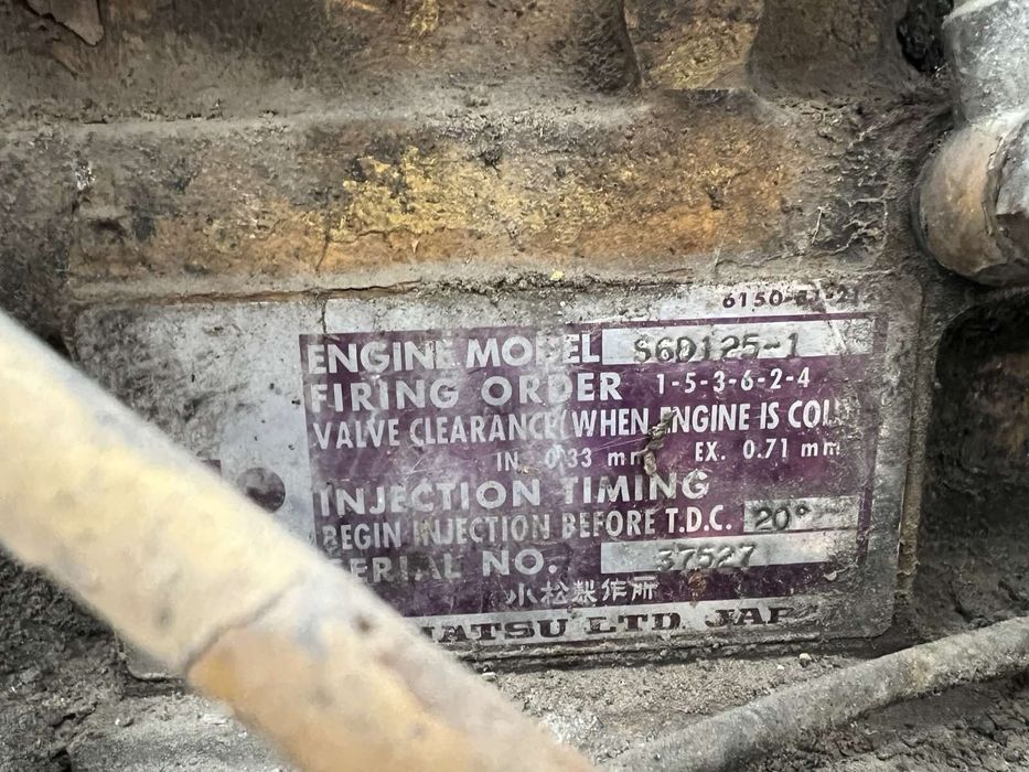 Продам двигатель Komatsu  S6D125-1 б/у