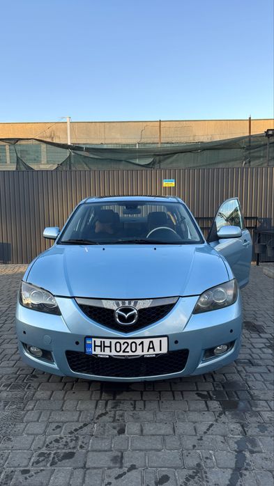 Продам мазда 3.