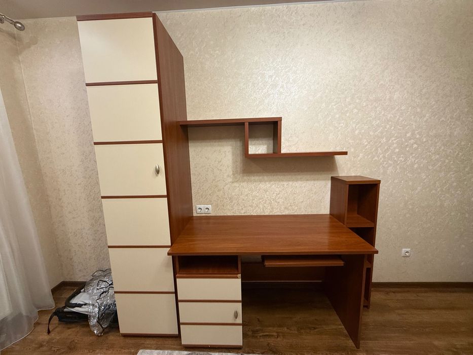 Комплект меблів в дитячу VOX (Польща)