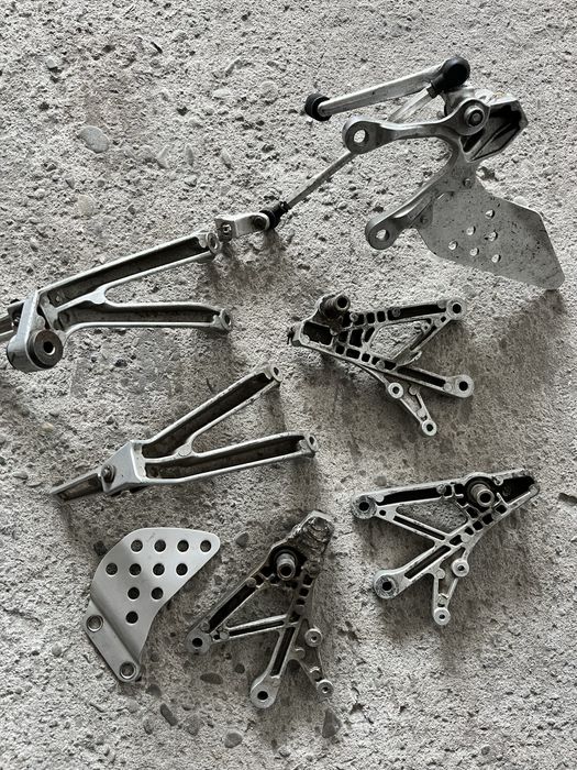 Części 636zx 03-04 F4i 05-06 stunt subcage