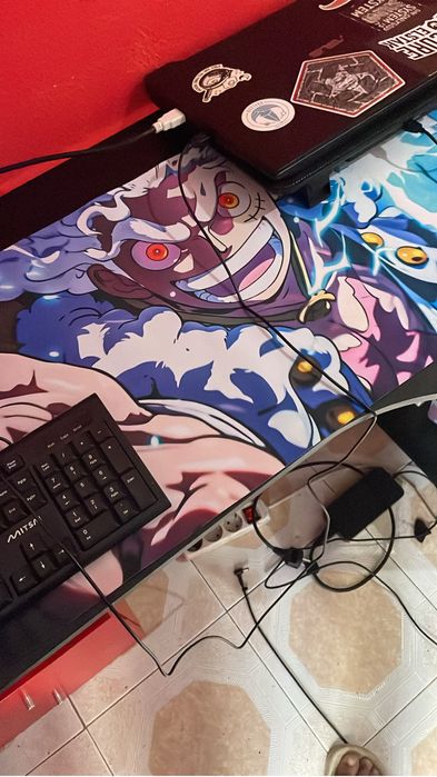 Vendo tapete pra mouse e teclado de one piece
