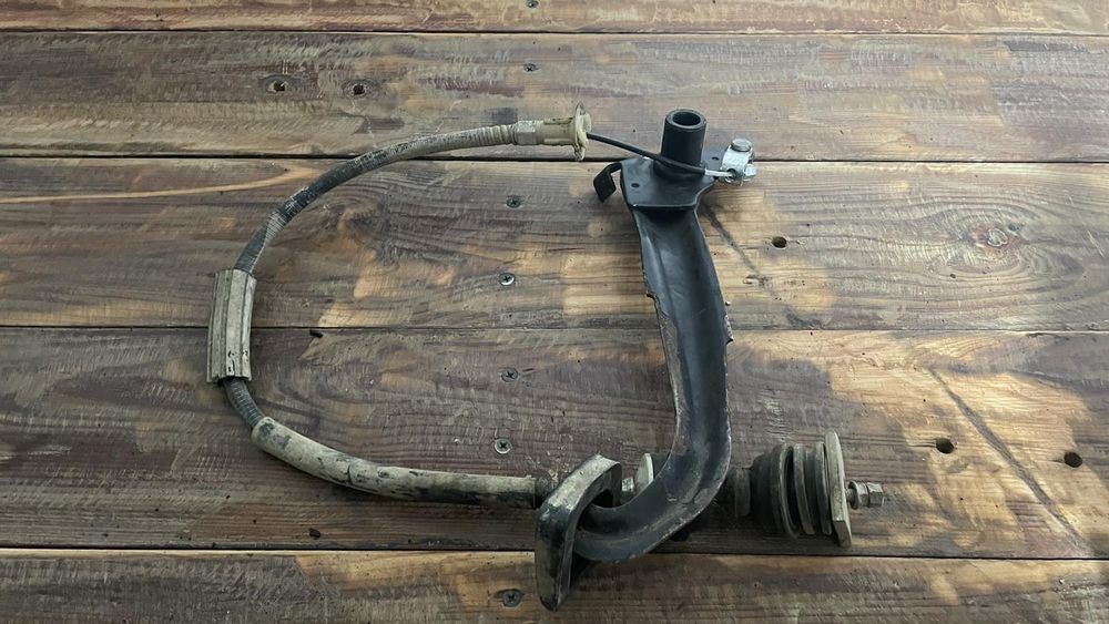 Тросик щеплення Пежо 309