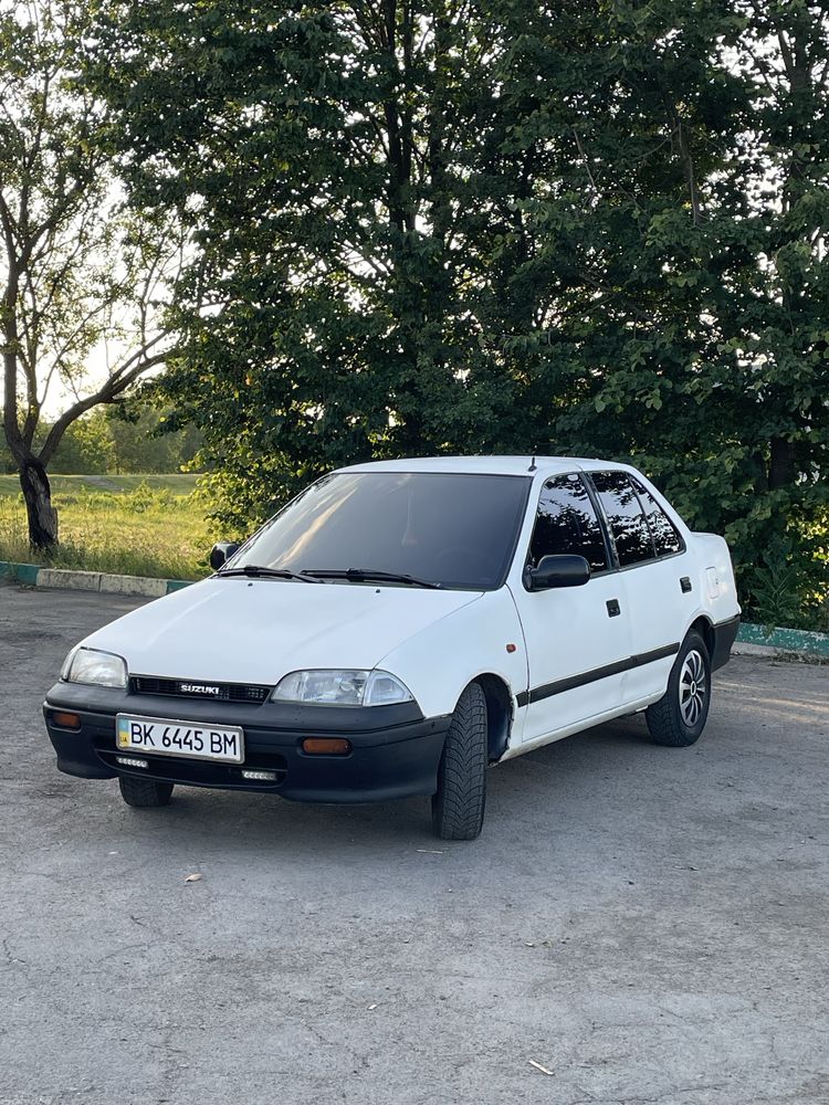Suzuki swift 1996 ТЕРМІНОВО