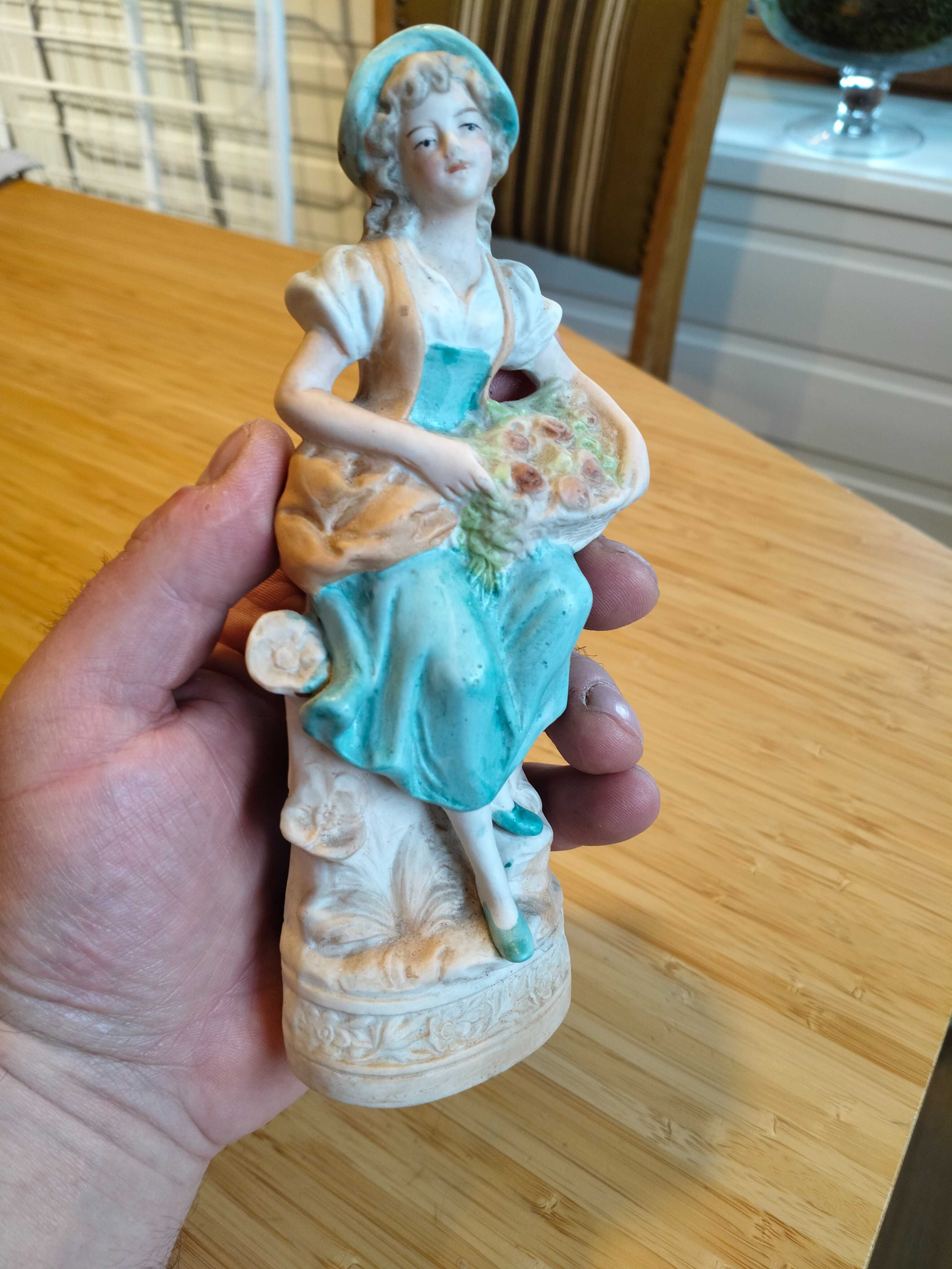 Figurka porcelanowa antyk
