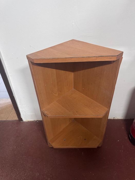 Szafka narożna do wnętrza