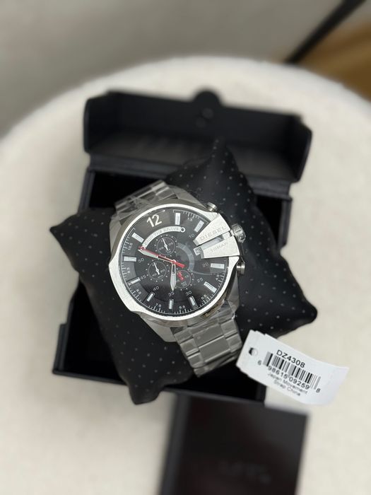 Чоловічий годинник Diesel Mega Chief мужские часы DZ4308