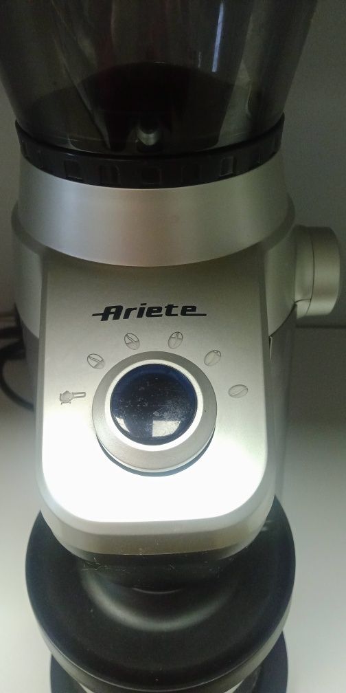 Кофемолка ARIETE 3017